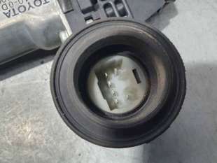 ELEVALUNAS DELANTERO DERECHO TOYOTA AURIS 1.6 16V (124 CV) DE 2008 - D.4379073 / 857100D100 2