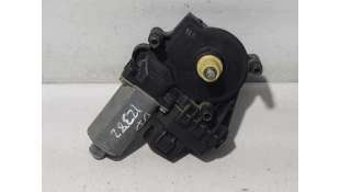 MOTOR ELEVALUNAS DELANTERO DERECHO AUDI ALLROAD QUATTRO 2.5 V6 24V TDI (180 CV) DE 2004 - D.4390696 2
