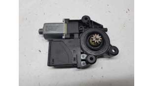 MOTOR ELEVALUNAS DELANTERO DERECHO RENAULT MEGANE III BERLINA 5 P 1.4 TCE (131 CV) DE 2012 - D.4396937 / 807301396R