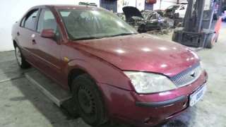 FORD MONDEO BERLINA Ghia 2001 4p - 18178