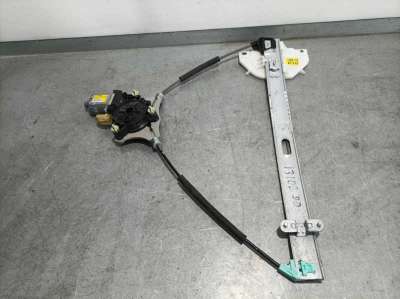 ELEVALUNAS DELANTERO DERECHO KIA RIO 1.2 (84 CV) DE 2017 - D.4408838 / 82460H8000