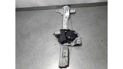 ELEVALUNAS DELANTERO IZQUIERDO PEUGEOT 208 1.2 12V e-VTi (82 CV) DE 2014 - D.4421147 / 9806088180