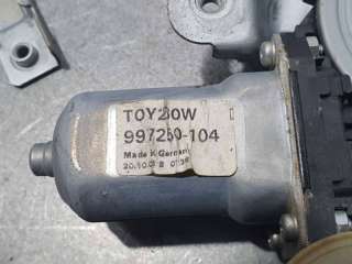 ELEVALUNAS TRASERO DERECHO TOYOTA COROLLA VERSO 2.2 Turbodiesel (136 CV) DE 2009 - D.4428840 / 997250104