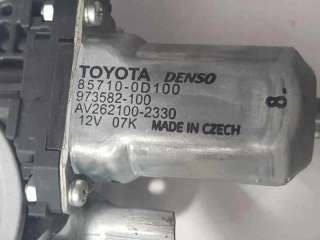 ELEVALUNAS DELANTERO DERECHO TOYOTA YARIS 1.4 Turbodiesel (90 CV) DE 2009 - D.4429588 / 857100D100