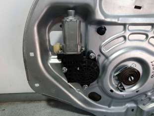 ELEVALUNAS DELANTERO DERECHO HYUNDAI TUCSON 2.0 CRDi (150 CV) DE 2010 - D.4435569 / 824802E010 2
