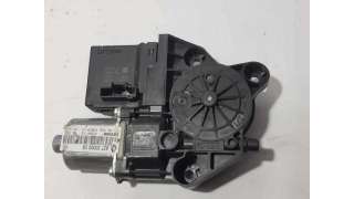 MOTOR ELEVALUNAS TRASERO DERECHO RENAULT SCENIC III 1.5 dCi D (106 CV) DE 2010 - D.4435827 / 827300005R