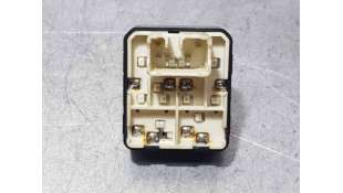 MANDO ELEVALUNAS DELANTERO IZQUIERDO  CHEVROLET AVEO 1.2 (84 CV) DE 2012 - D.4438015 2