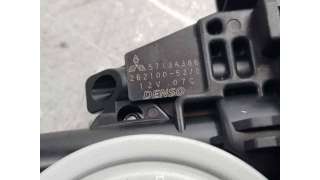 ELEVALUNAS DELANTERO DERECHO MITSUBISHI OUTLANDER Híbrido 165 kW (224 CV) DE 2020 - D.4439974 / 5713A386