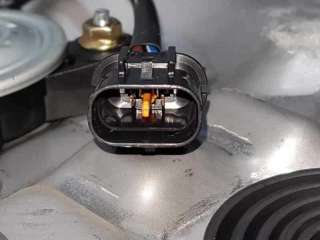 ELEVALUNAS TRASERO IZQUIERDO HYUNDAI SANTA FE 2.0 CRDi (113 CV) DE 2003 - D.4440560 / 8347026030
