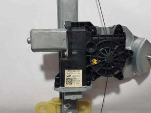 ELEVALUNAS DELANTERO IZQUIERDO RENAULT CLIO IV 0.9 TCE (90 CV) DE 2018 - D.4444120 / 807018534R 2
