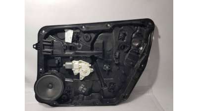 ELEVALUNAS DELANTERO DERECHO MERCEDES CLASE B 1.6 (156 CV) DE 2016 - D.4448906 / A2047601634