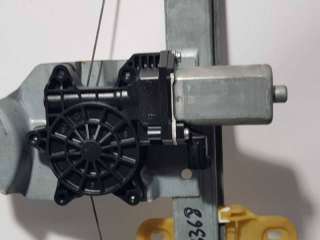 ELEVALUNAS DELANTERO DERECHO RENAULT CLIO IV 0.9 Energy (90 CV) DE 2013 - D.4449619 / 128001071E