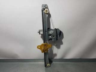 ELEVALUNAS DELANTERO DERECHO RENAULT CLIO IV 0.9 Energy (90 CV) DE 2013 - D.4449619 / 128001071E