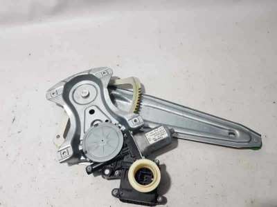 ELEVALUNAS TRASERO DERECHO TOYOTA AURIS 1.8 16V (99 CV) DE 2015 - D.4454789 / 8572002440B