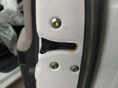 CERRADURA PUERTA DELANTERA DERECHA KIA CEED 1.4 CRDi (90 CV) DE 2016 - D.4455648
