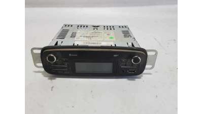 SISTEMA AUDIO / RADIO RENAULT CLIO IV 1.2 16V (73 CV) DE 2014 - D.4459035 / 281152874R