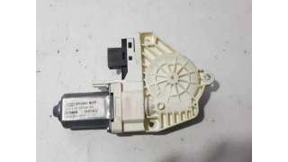 MOTOR ELEVALUNAS DELANTERO DERECHO AUDI A6 BERLINA 3.0 V6 24V TDI (224 CV) DE 2005 - D.4463281 / 4F0959802B
