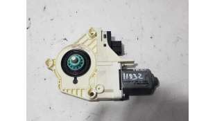 MOTOR ELEVALUNAS TRASERO DERECHO AUDI A6 BERLINA 3.0 V6 24V TDI (224 CV) DE 2005 - D.4463282 / 4F0959802A