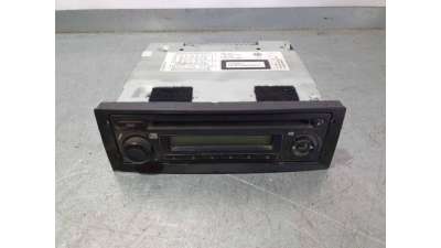 SISTEMA AUDIO / RADIO CD FIAT DOBLO II CARGO 1.6 JTDM 16V (105 CV) DE 2014 - D.4466322 / 7355124860