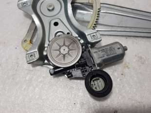 ELEVALUNAS TRASERO DERECHO TOYOTA YARIS 1.3 16V (99 CV) DE 2013 - D.4467131 / 857200D120 2