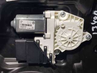 ELEVALUNAS TRASERO DERECHO VOLKSWAGEN TIGUAN 2.0 TDI (140 CV) DE 2012 - D.4469073 / 5N0839462A