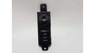 MANDO RADIO PEUGEOT 2008 1.2 12V e-THP / PureTech (110 CV) DE 2019 - D.4471736 / 98097243XU01