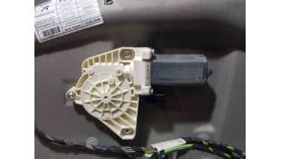 ELEVALUNAS DELANTERO DERECHO MERCEDES CLASE B 2.0 (136 CV) DE 2006 - D.4472107 / A1697202879 2