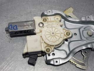 ELEVALUNAS DELANTERO DERECHO TOYOTA COROLLA 1.6 16V (110 CV) DE 2006 - D.4473427 / 6981002130