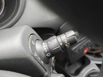 MANDO LUCES Y LIMPIA RENAULT CLIO III 1.2 (75 CV) DE 2009 - D.4475109