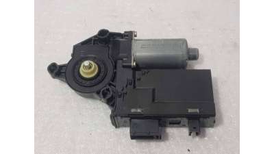 MOTOR ELEVALUNAS DELANTERO DERECHO PEUGEOT 307 2.0 HDi (90 CV) DE 2002 - D.4475321 / 9634457580