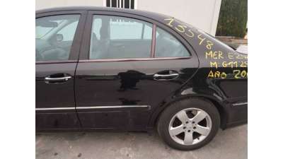 PUERTA TRASERA IZQUIERDA MERCEDES CLASE E  BERLINA 2.6 (177 CV) DE 2004 - D.4477677