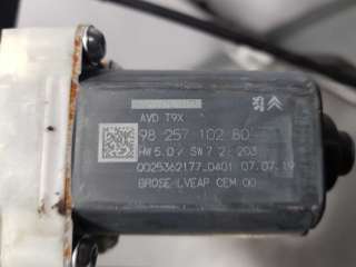 ELEVALUNAS DELANTERO DERECHO PEUGEOT 308 1.2 12V e-THP (110 CV) DE 2019 - D.4477760 / 9825710280