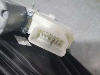 ELEVALUNAS TRASERO IZQUIERDO RENAULT CLIO V 1.0 TCE (101 CV) DE 2020 - D.4478865 / 827217837R