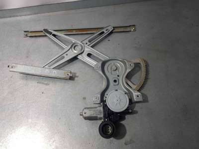 ELEVALUNAS DELANTERO DERECHO TOYOTA YARIS 1.4 Turbodiesel (90 CV) DE 2010 - D.4479911 / 857100D100
