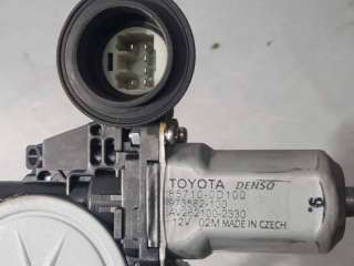 ELEVALUNAS DELANTERO DERECHO TOYOTA YARIS 1.4 Turbodiesel (90 CV) DE 2010 - D.4479911 / 857100D100
