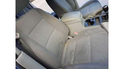 ASIENTO DELANTERO DERECHO KIA SORENTO 2.5 CRDi (140 CV) DE 2005 - D.4480513