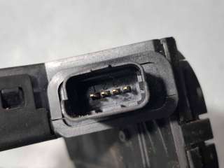 CERRADURA PUERTA DELANTERA DERECHA RENAULT CLIO IV 0.9 Energy (90 CV) DE 2013 - D.4481552 / 805004945R