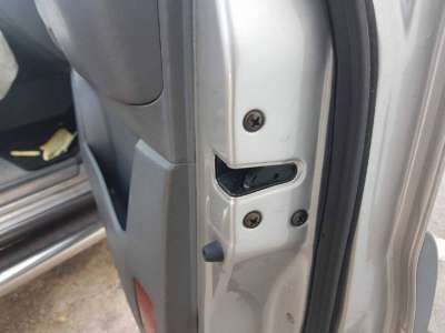 CERRADURA PUERTA DELANTERA DERECHA HYUNDAI TERRACAN 2.9 CRDi (163 CV) DE 2005 - D.4483046