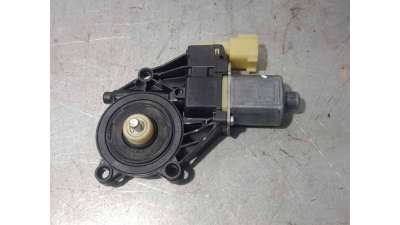 MOTOR ELEVALUNAS DELANTERO DERECHO FORD FIESTA 1.0 EcoBoost (101 CV) DE 2015 - D.4491783 / 8A6114553B