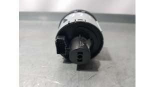 MANDO LUCES SKODA RAPID 1.2 TSI (90 CV) DE 2017 - D.4495344 / 5E0941431N 2