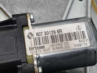 ELEVALUNAS DELANTERO DERECHO RENAULT MEGANE III BERLINA 5 P 1.6 16V (110 CV) DE 2008 - D.4495856 / 807301396R
