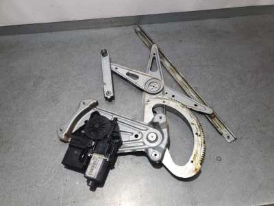 ELEVALUNAS DELANTERO DERECHO RENAULT MEGANE III BERLINA 5 P 1.6 16V (110 CV) DE 2008 - D.4497465