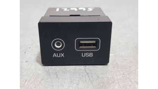 CONEXION USB/AUX HYUNDAI KONA 1.0 TGDI (120 CV) DE 2019 - D.4501878 / 96120J9500