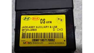 CONEXION USB/AUX HYUNDAI KONA 1.0 TGDI (120 CV) DE 2019 - D.4501878 / 96120J9500