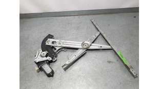 ELEVALUNAS DELANTERO DERECHO NISSAN NOTE 1.5 dCi Turbodiesel (90 CV) DE 2016 - D.4504038 / 827301HB1A