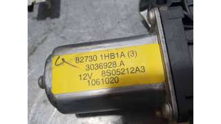 ELEVALUNAS DELANTERO DERECHO NISSAN NOTE 1.5 dCi Turbodiesel (90 CV) DE 2016 - D.4504038 / 827301HB1A