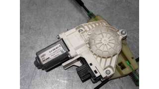 ELEVALUNAS DELANTERO IZQUIERDO AUDI Q7 4.2 V8 32V FSI (350 CV) DE 2008 - D.4504771 / 4L0959801B