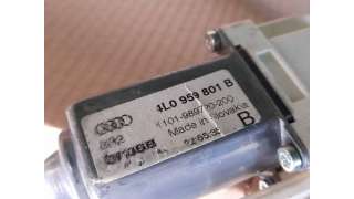 ELEVALUNAS DELANTERO IZQUIERDO AUDI Q7 4.2 V8 32V FSI (350 CV) DE 2008 - D.4504771 / 4L0959801B