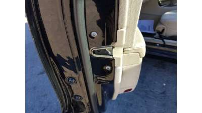 CERRADURA PUERTA DELANTERA IZQUIERDA  MERCEDES CLASE E  BERLINA 3.0 CDI (190 CV) DE 2006 - D.4510101