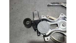 ELEVALUNAS DELANTERO DERECHO TOYOTA RAV 4 2.2 Turbodiesel (136 CV) DE 2006 - D.4510408 / 8571035180 2